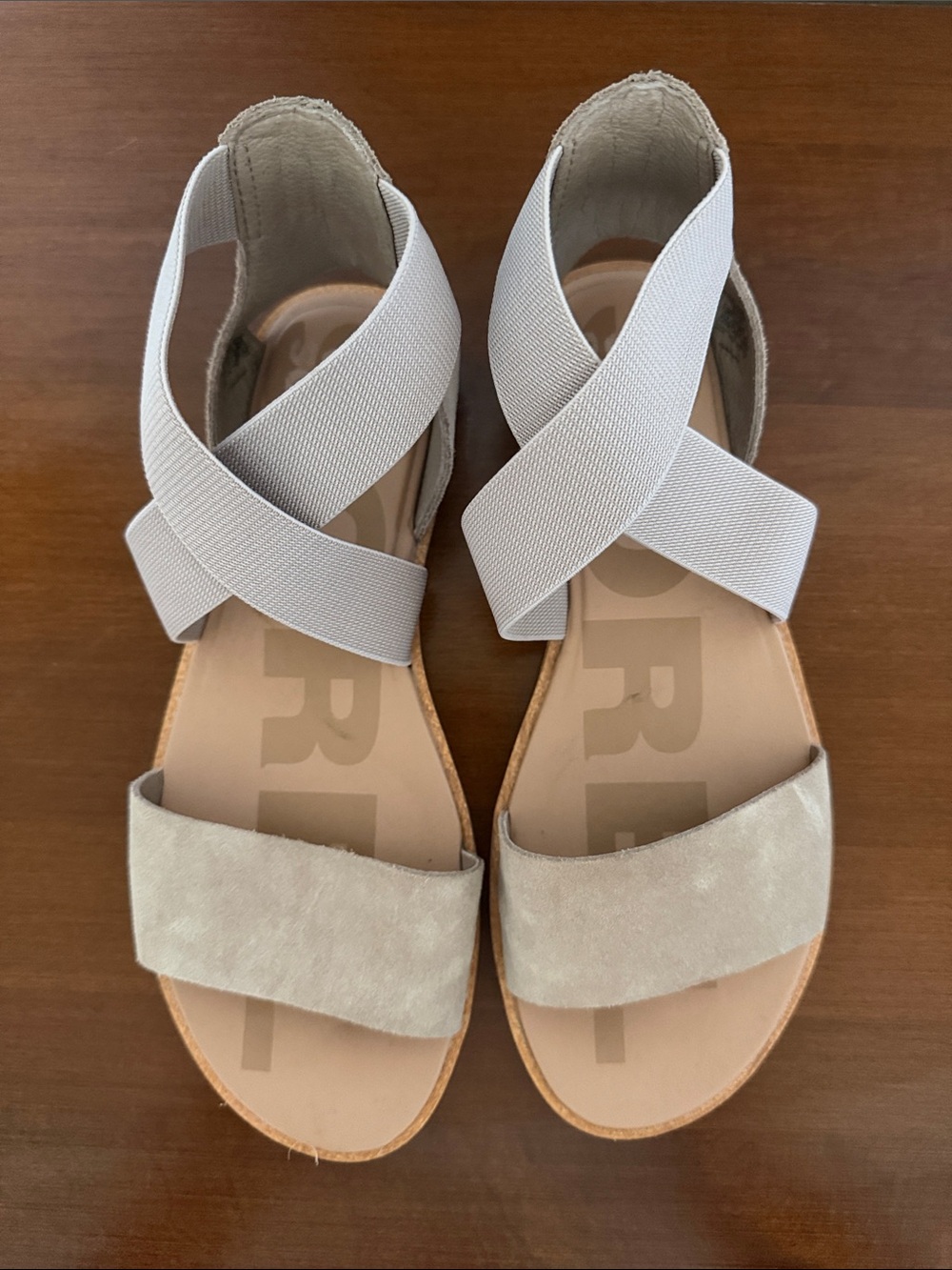 Sorel Women’s Beige Crisscross Strap Sandals